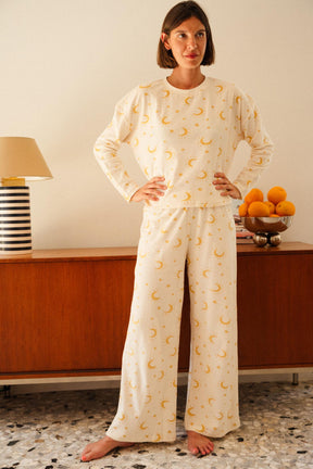 Julie A. fait du 36 et porte une taille XS