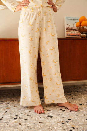 Julie A. fait du 36 et porte une taille XS