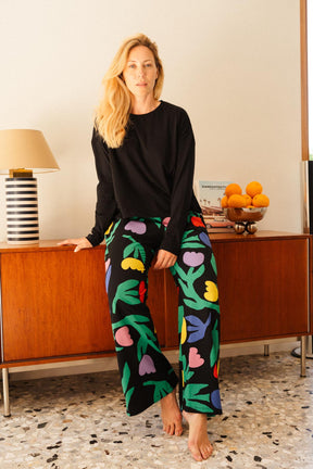 Julie D. fait du 38 et porte une taille M