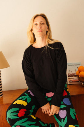 Julie D. fait du 38 et porte une taille M