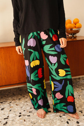 Julie D. fait du 38 et porte une taille M