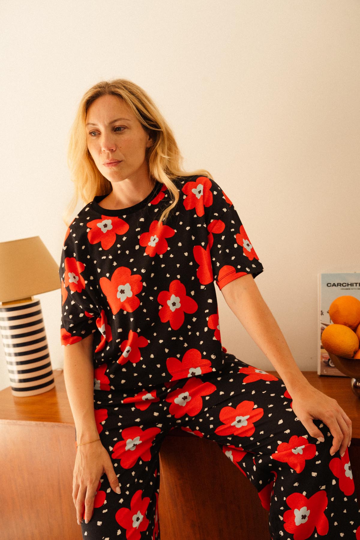 Julie D. fait du 38 et porte une taille M