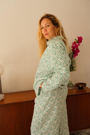 Julie D. fait du 38 et porte une taille M/L