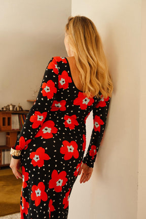 Julie D. fait du 38 et porte une taille M