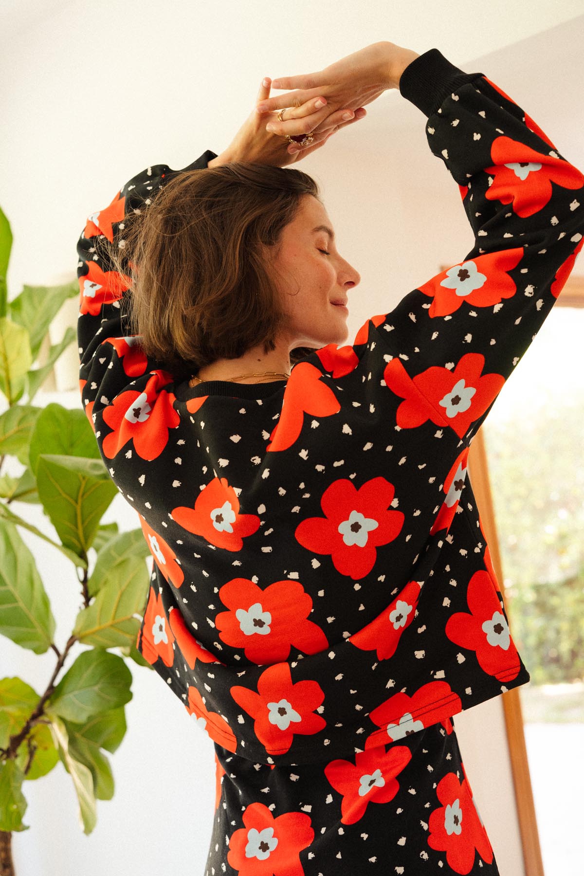 Julie A. is a size 36 and wears a size XS/S