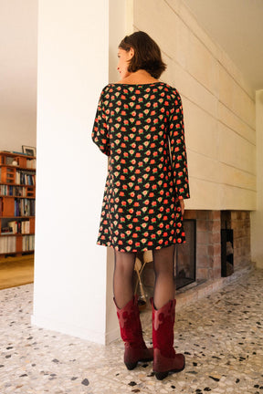 Julie A. fait du 36 et porte une taille XS