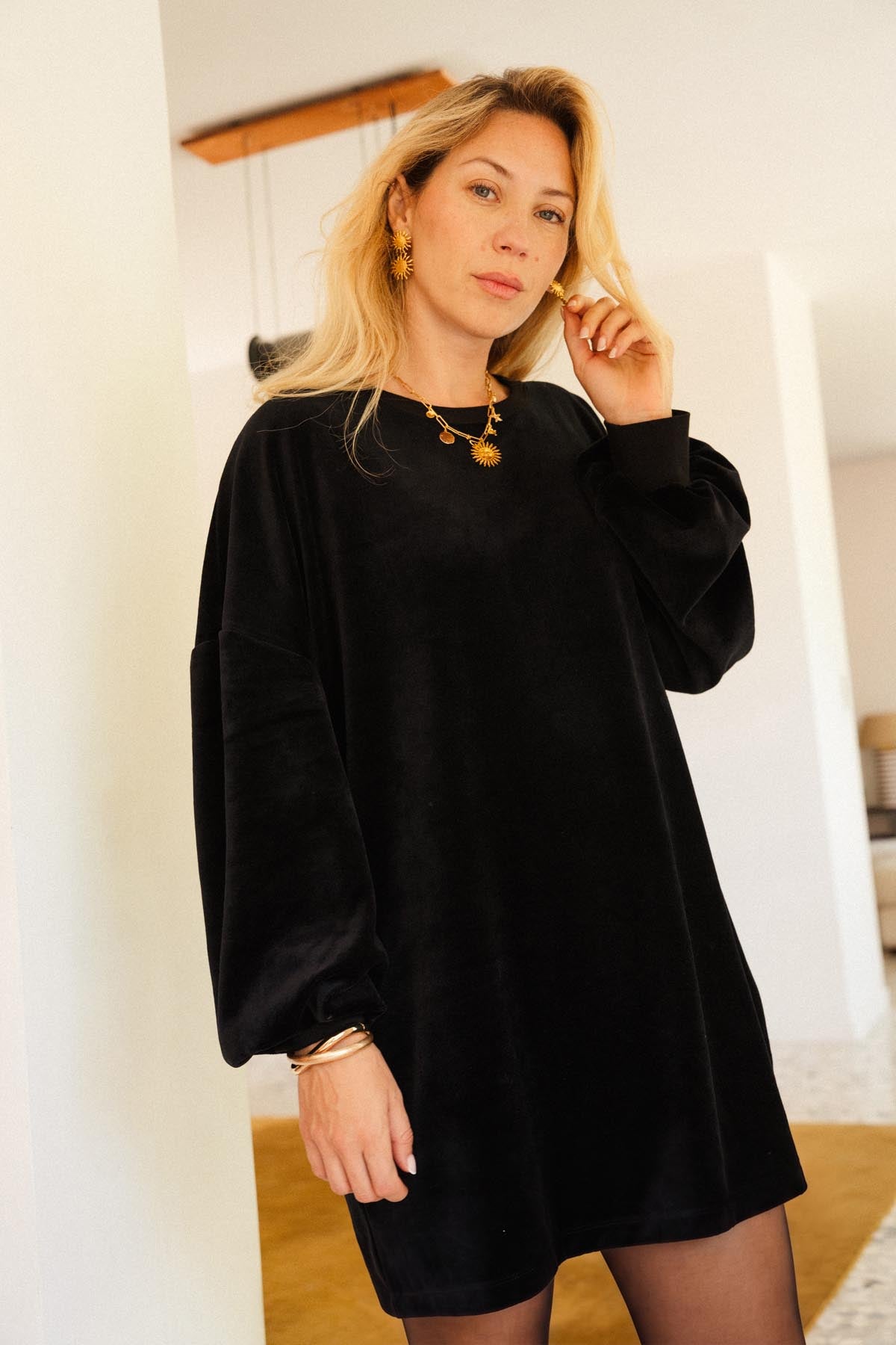Julie D. fait du 38 et porte une taille M/L*