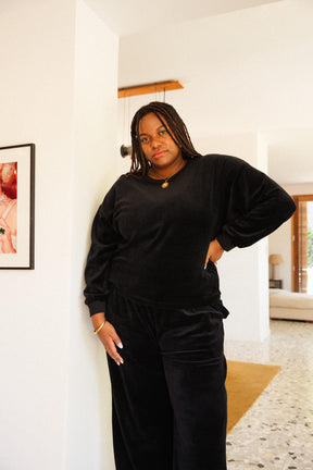 Tiffany is a size 48 and wears a size 3XL/4XL