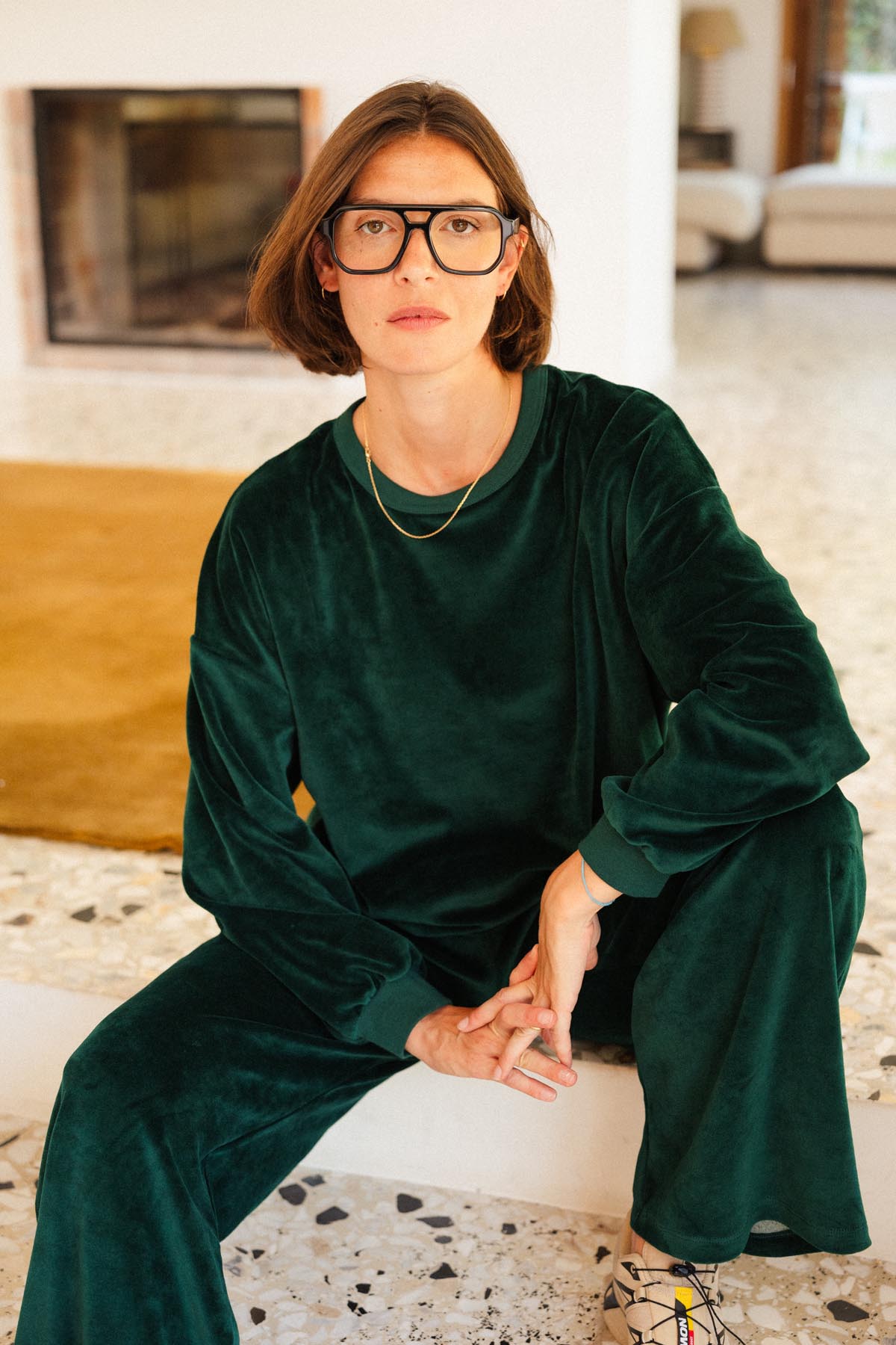 Julie A. fait du 36 et porte une taille XS/S en haut et du XS en bas*