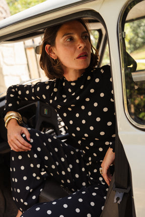 Rolled Hem Finishes - Black Polka Dot