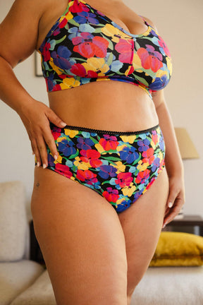 Amandine fait du 44 et porte une taille 2XL