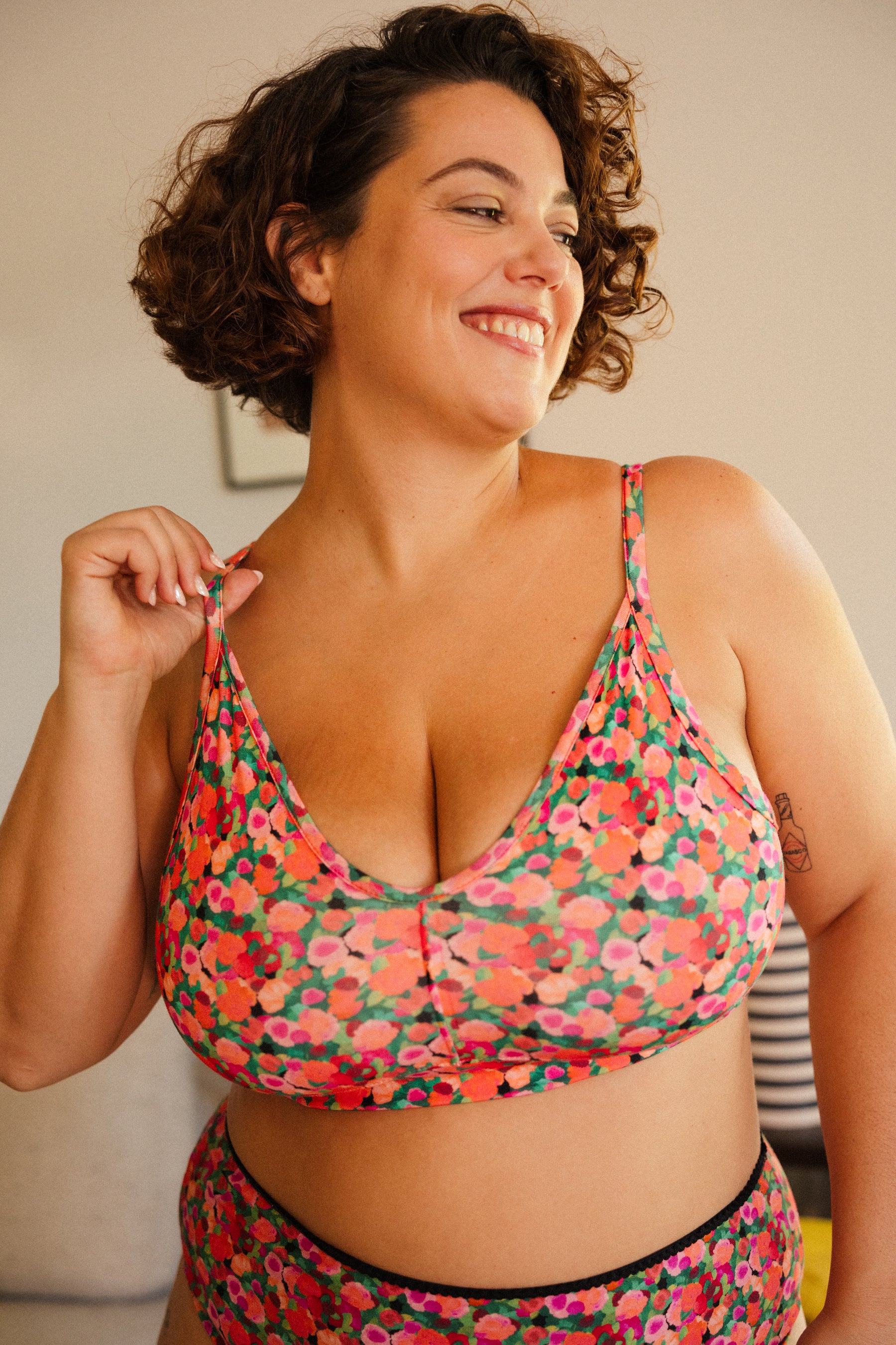 1 BRASSIÈRE + 1 CULOTTE - Aquarelle Noir