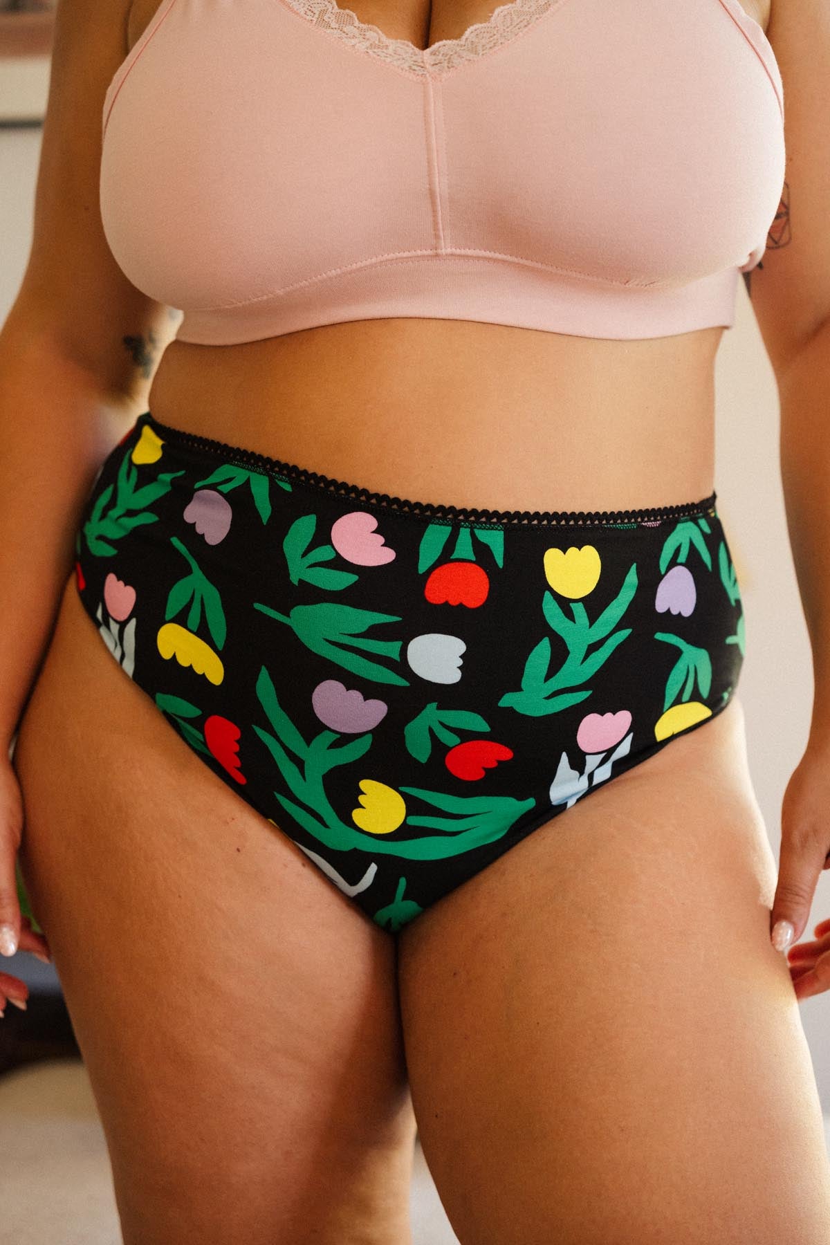 Amandine fait du 44 et porte une taille 2XL