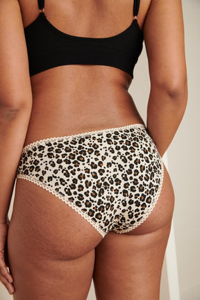 Marie-Charles fait du 38 et porte une taille M