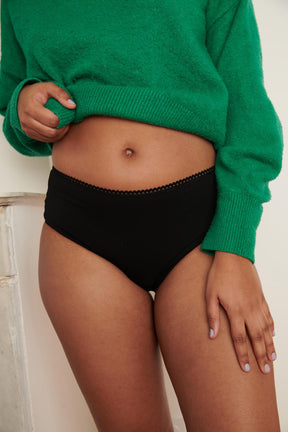 Marie-Charles fait du 38 et porte une taille M