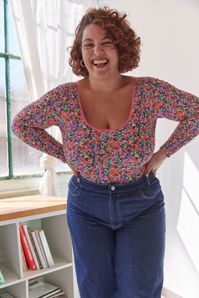Amandine fait du 44 et porte une taille 2XL