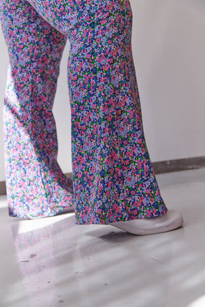 Amandine fait du 44 et porte une taille 2XL