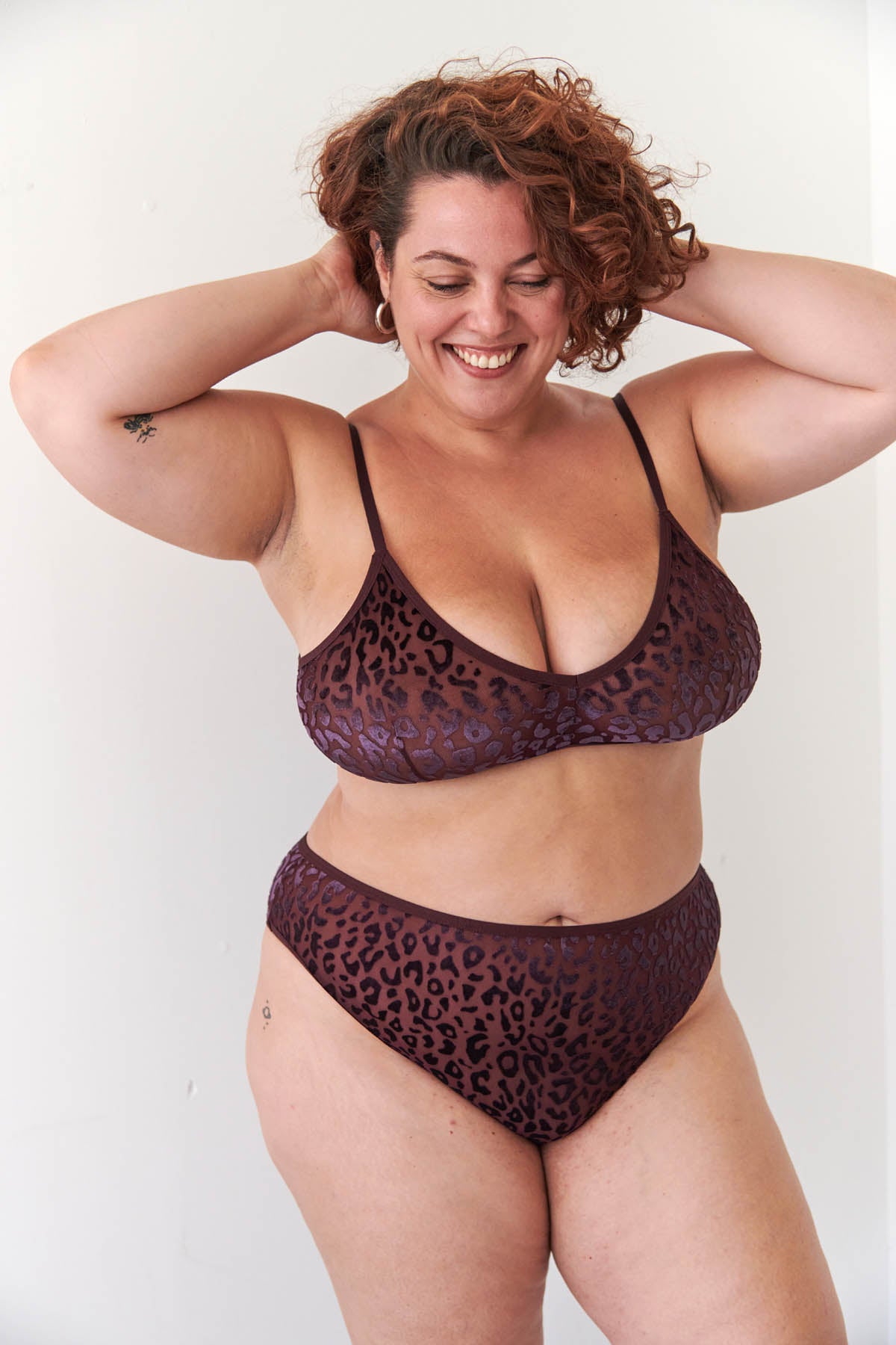 Amandine fait du 100F et porte une taille 3XL*