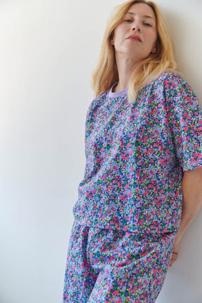 Julie fait du 40 et porte une taille M