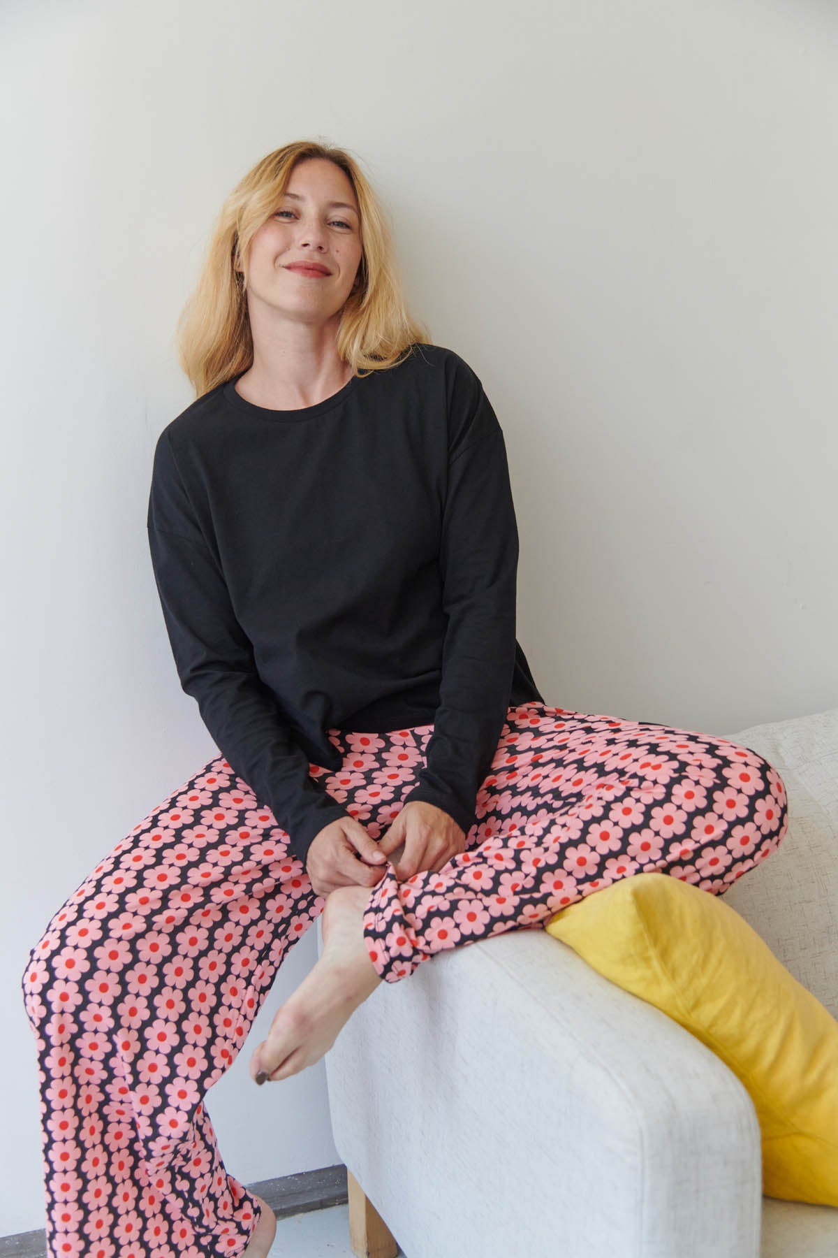 Julie fait du 40 et porte une taille M*