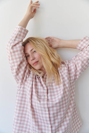 Julie fait du 40 et porte une taille M