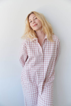 Julie fait du 40 et porte une taille M