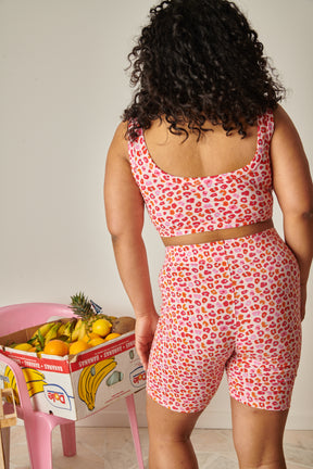 Hoby fait du 46 et porte une taille 2XL