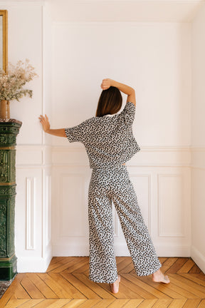 Pyjama long coton BIO - Léopard - Pantalons fluides - We Are Jolies