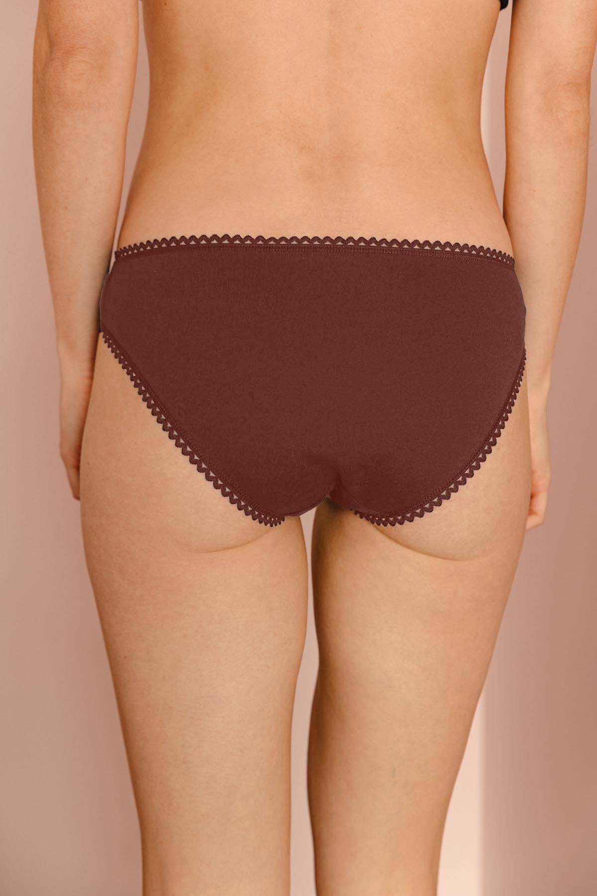 Fannie fait du 34 et porte une taille XS*