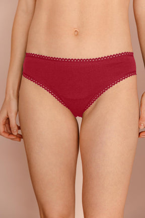 Fannie fait du 34 et porte une taille XS