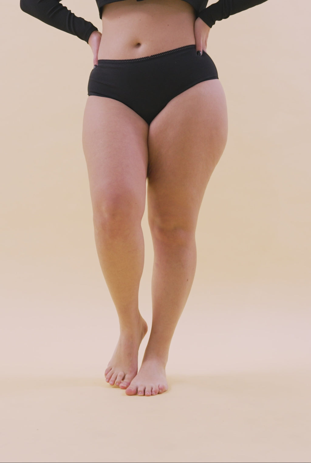 Marion fait du 44 et porte une taille XL*