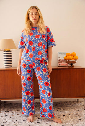 Julie D. fait du 38 et porte une taille M