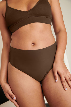 Marie-Charles fait du 38 et porte une taille M