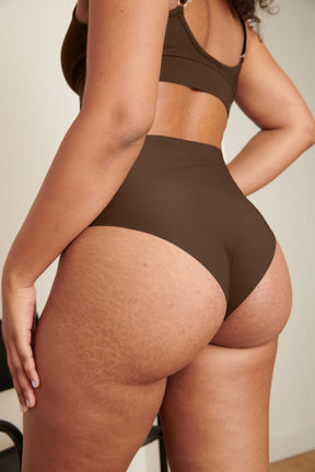 Marie-Charles fait du 38 et porte une taille M