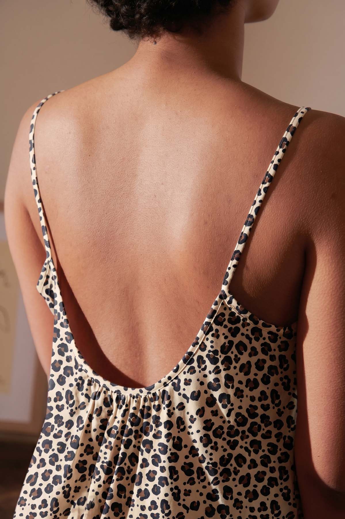 Marie-Charles fait du 38 et porte une taille M