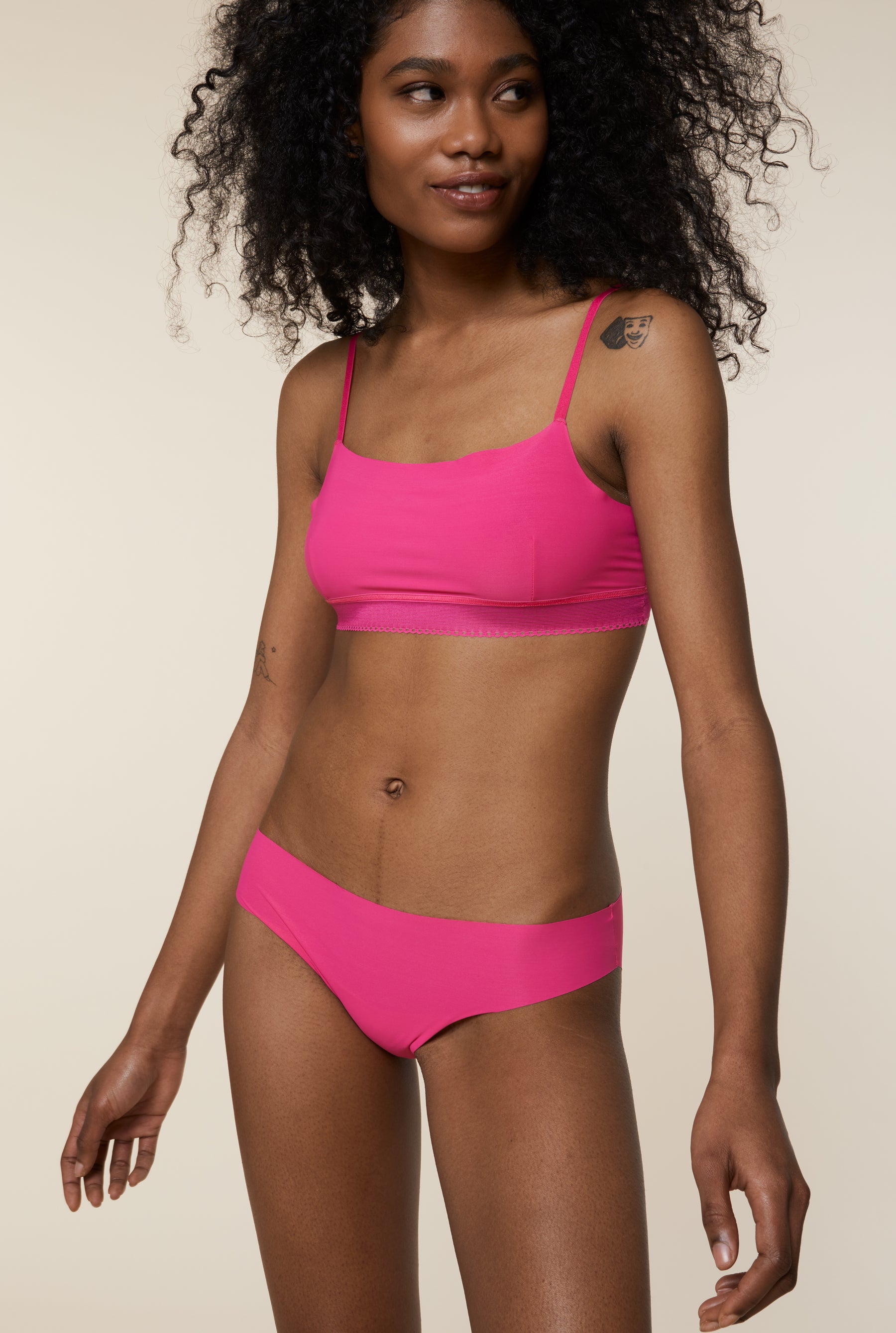 Clémence fait du 34 et porte une taille XS