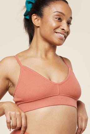 Christilla fait du 90C et porte une taille L